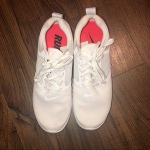 *SOLD* White Nike running shoes